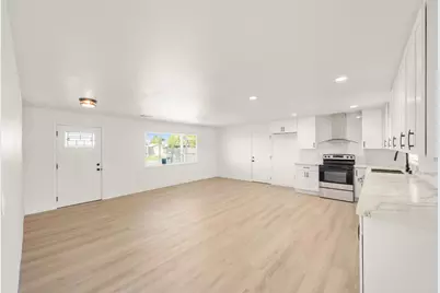 2504 48th Avenue, Sacramento, CA 95822 - Photo 5