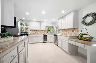 101 Thoreau Ln, Folsom, CA 95630 - Photo 5