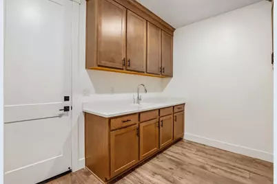 9028 Wickstrom Drive, Orangevale, CA 95662 - Photo 23