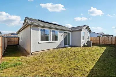 10340 W Hema Way, Elk Grove, CA 95757 - Photo 25