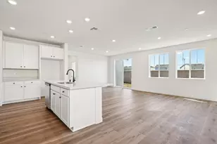 10340 W Hema Wy, Elk Grove, CA 95757 - Photo 5