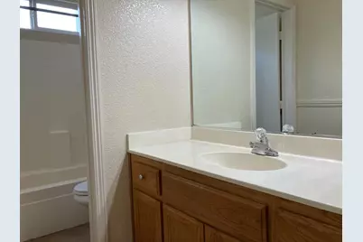 231 Blackwood Avenue, Lathrop, CA 95330 - Photo 11