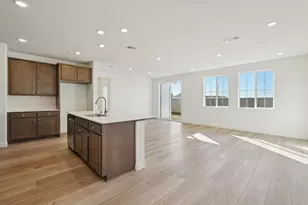 10324 W Hema Wy, Elk Grove, CA 95757 - Photo 7