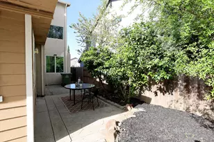 5710 Harborside Way, Elk Grove, CA 95758 - Photo 25