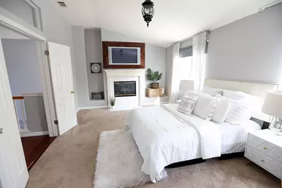 5710 Harborside Way, Elk Grove, CA 95758 - Photo 13