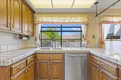 865 Regatta Drive, Sacramento, CA 95833 - Photo 15