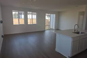 10327 Dal Ct, Elk Grove, CA 95757 - Photo 5