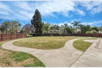 2062 Superior Court, Tracy, CA 95304 - Photo 33