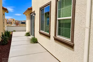 8775 Crimson Ridge, Roseville, CA 95747 - Photo 3