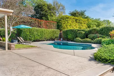 8530 Hayden Way, Fair Oaks, CA 95628 - Photo 27