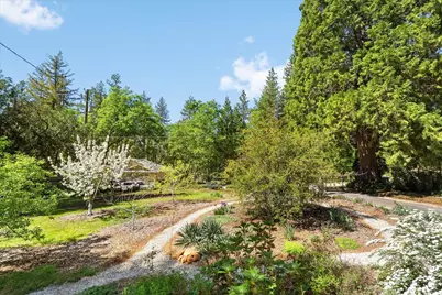 10041 Greenwood Road, Grass Valley, CA 95945 - Photo 39