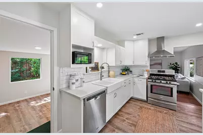 8820 Sunset Avenue, Fair Oaks, CA 95628 - Photo 19