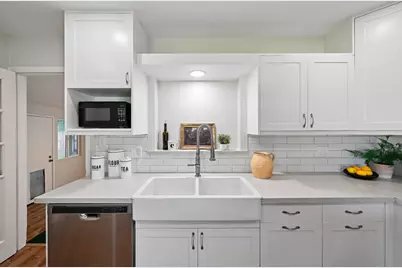 8820 Sunset Avenue, Fair Oaks, CA 95628 - Photo 17