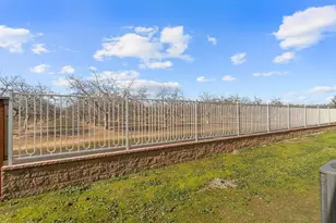 1727 Dos Rios Ct, Plumas Lake, CA 95961 - Photo 35