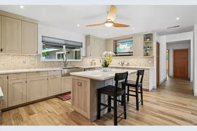 5141 Molakini Court, Fair Oaks, CA 95628 - Photo 9