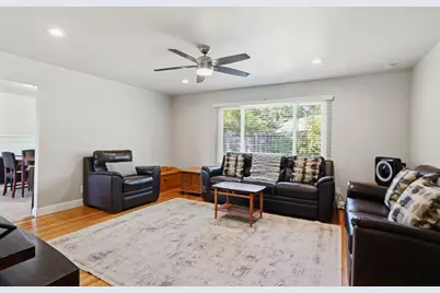 8859 Mohawk Way, Fair Oaks, CA 95628 - Photo 5