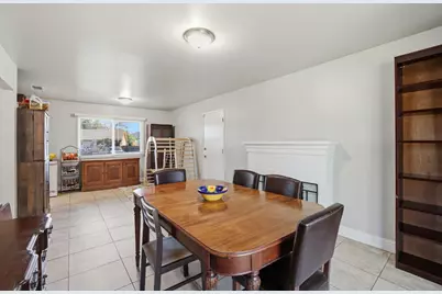 8859 Mohawk Way, Fair Oaks, CA 95628 - Photo 15