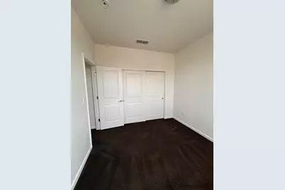 2432 Boxwood Street, Sacramento, CA 95815 - Photo 25