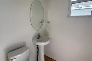 2432 Boxwood St, Sacramento, CA 95815 - Photo 13