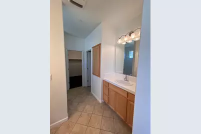 2432 Boxwood Street, Sacramento, CA 95815 - Photo 17