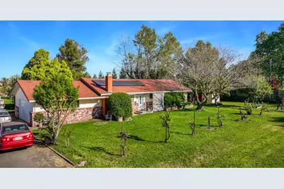 23404 N Bruella Road, Acampo, CA 95220 - Photo 11