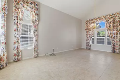 1703 Egret Drive, Tracy, CA 95376 - Photo 9