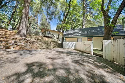 12399 Pawnee Trail, Nevada City, CA 95959 - Photo 7