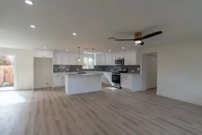 6838 Grant Avenue, Carmichael, CA 95608 - Photo 7