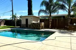 7447 Mills Grove Ct, Sacramento, CA 95828 - Photo 3