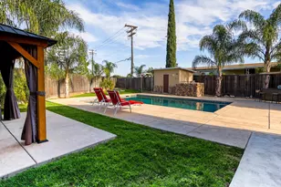 7447 Mills Grove Ct, Sacramento, CA 95828 - Photo 5