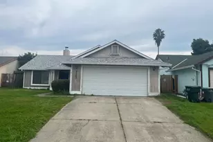 7983 Newgate Dr, Sacramento, CA 95823 - Photo 3