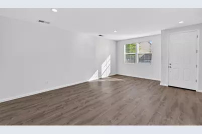 4107 Sally Ride Way, Sacramento, CA 95834 - Photo 7