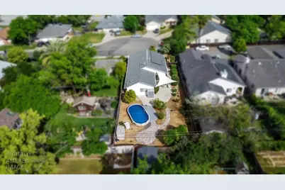 3905 Apple Blossom Way, Carmichael, CA 95608 - Photo 7