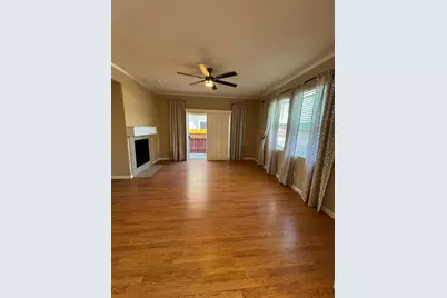649 Betten Street, Los Banos, CA 93635 - Photo 3