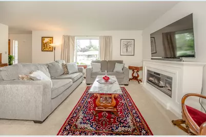 420 W Southwood Drive, Woodland, CA 95695 - Photo 7