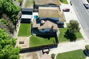 20292 Coral Cir, Hilmar, CA 95324 - Photo 9