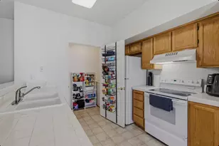 202 Beachcomber Dr, Rocklin, CA 95677 - Photo 17