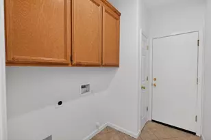 9666 Iris Meadow Way, Elk Grove, CA 95757 - Photo 27