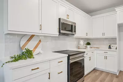 6419 Jacinto Avenue, Sacramento, CA 95823 - Photo 9