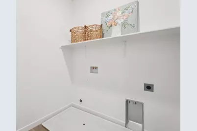 6419 Jacinto Avenue, Sacramento, CA 95823 - Photo 15