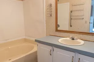 Meredith Ave, Gustine, CA 95322 - Photo 9