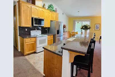 606 Village Drive, Galt, CA 95632 - Photo 5