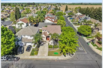 1300 Eastlake Circle, Tracy, CA 95304 - Photo 43