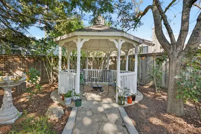 8800 Mannington Street, Elk Grove, CA 95758 - Photo 57