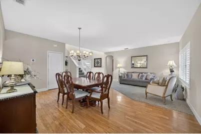 8800 Mannington Street, Elk Grove, CA 95758 - Photo 9