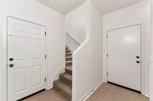 6776 Jujube Ln, Sacramento, CA 95828 - Photo 11