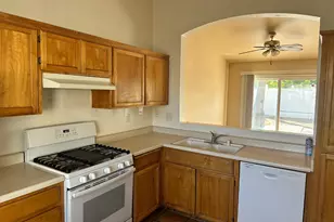 1662 Lever Blvd, Stockton, CA 95206 - Photo 5