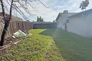 7637 Nixos Way, Sacramento, CA 95823 - Photo 21
