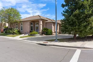 2100 Paramont Way, Modesto, CA 95355 - Photo 1