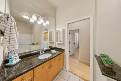 2100 Paramont Way, Modesto, CA 95355 - Photo 15